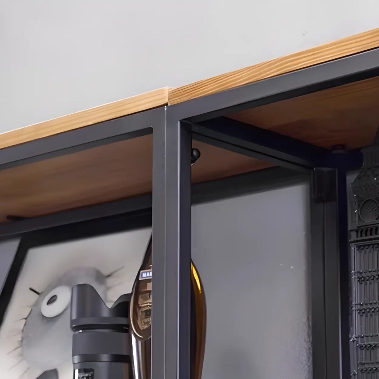 Fashion Black Iron Rack Vertical Display Bookshelf Image - 5