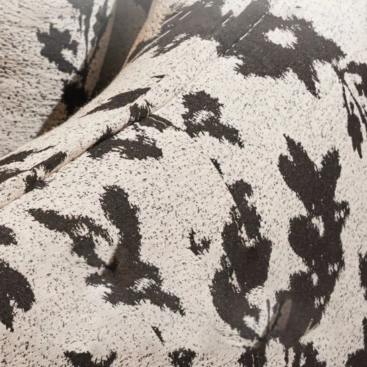 Flannel Fixed Back Floral Pattern Four Legs Arm Chair Image - 14