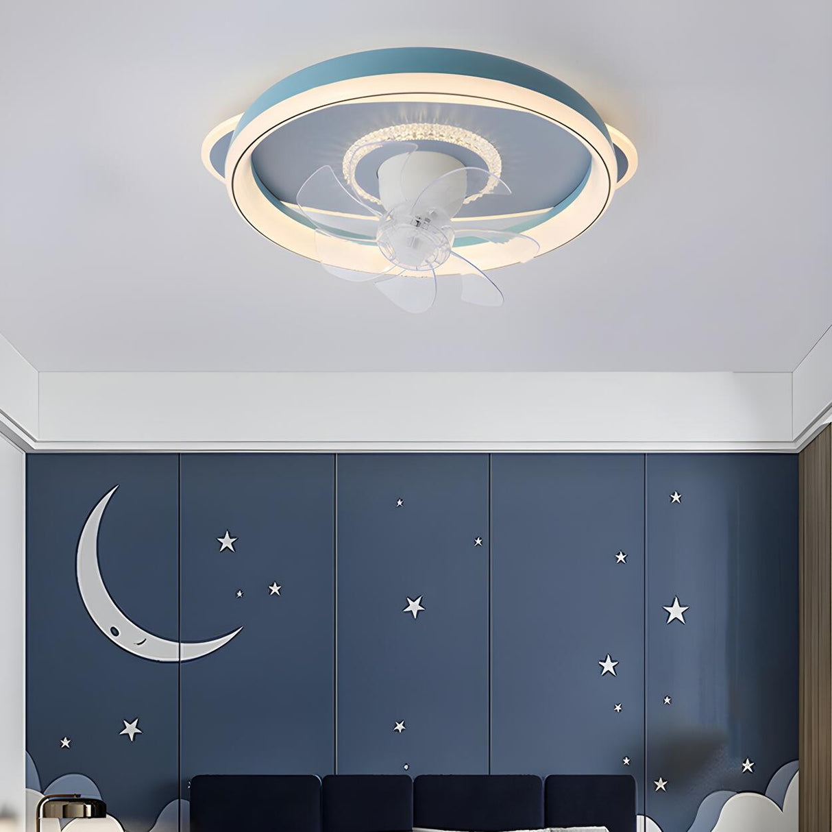 Flush Elegant Circle 7-Blade Ceiling Fan with Light Image - 7