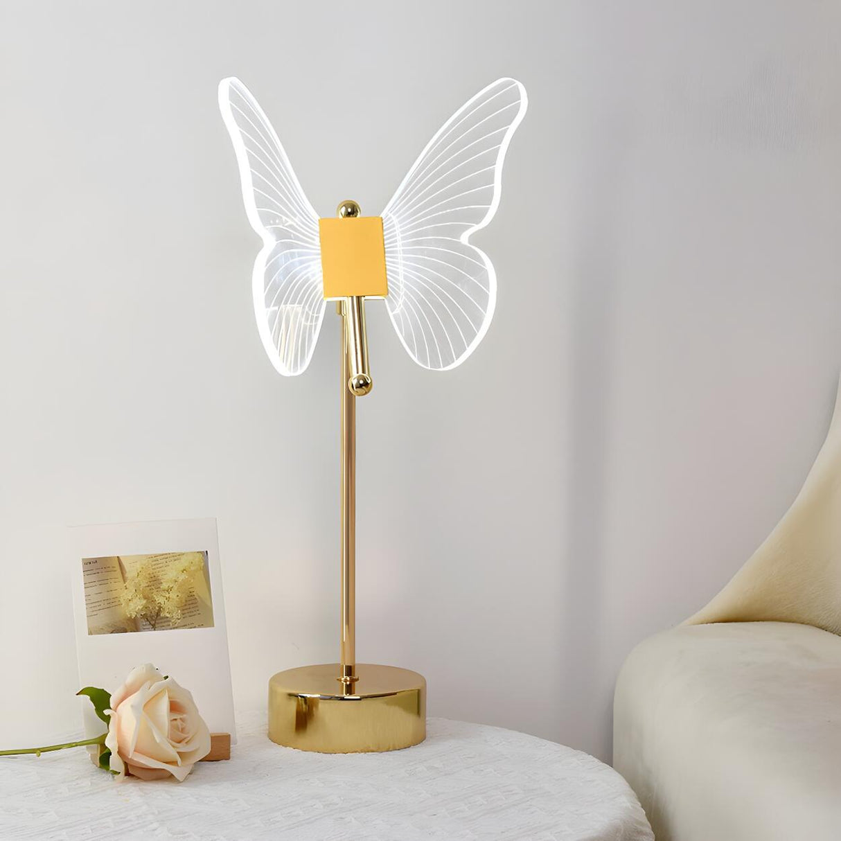 Gold Elegant Hollow Butterfly Metal Decor Table Lamp Image - 10