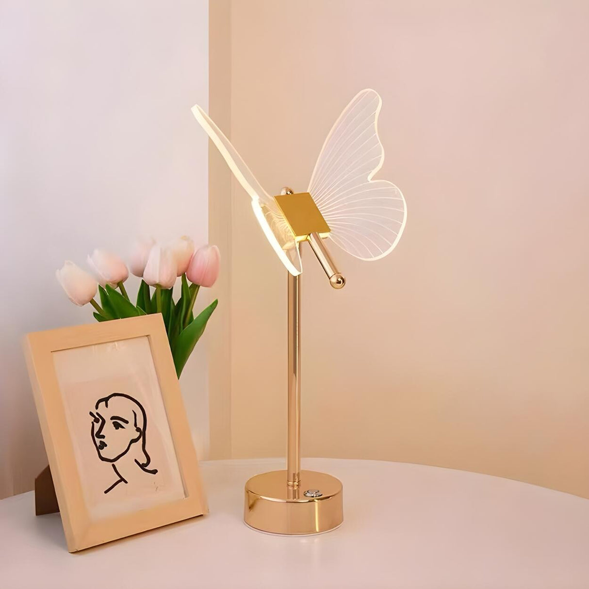 Gold Elegant Hollow Butterfly Metal Decor Table Lamp Image - 12