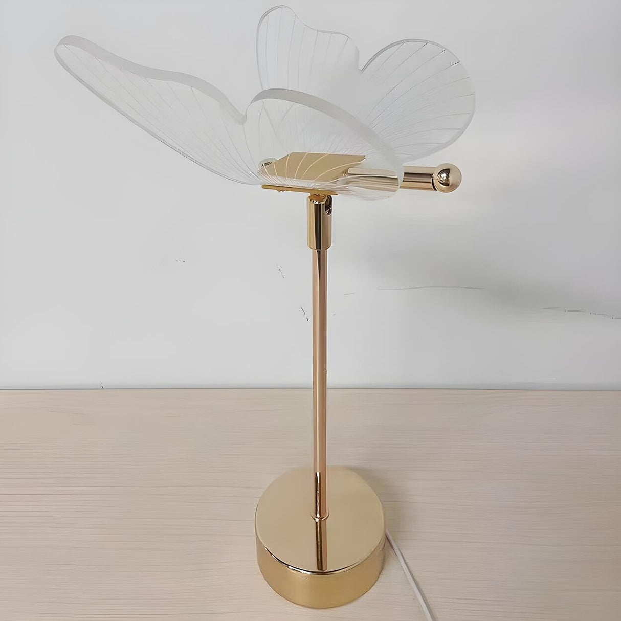 Gold Elegant Hollow Butterfly Metal Decor Table Lamp Image - 8