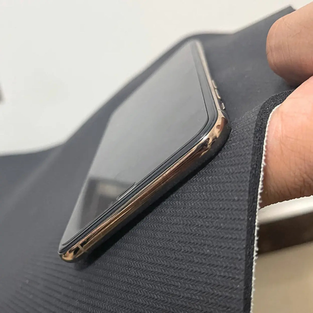 Gray Modern Rectangle Anti-Slip Medium Area Rug Image - 6