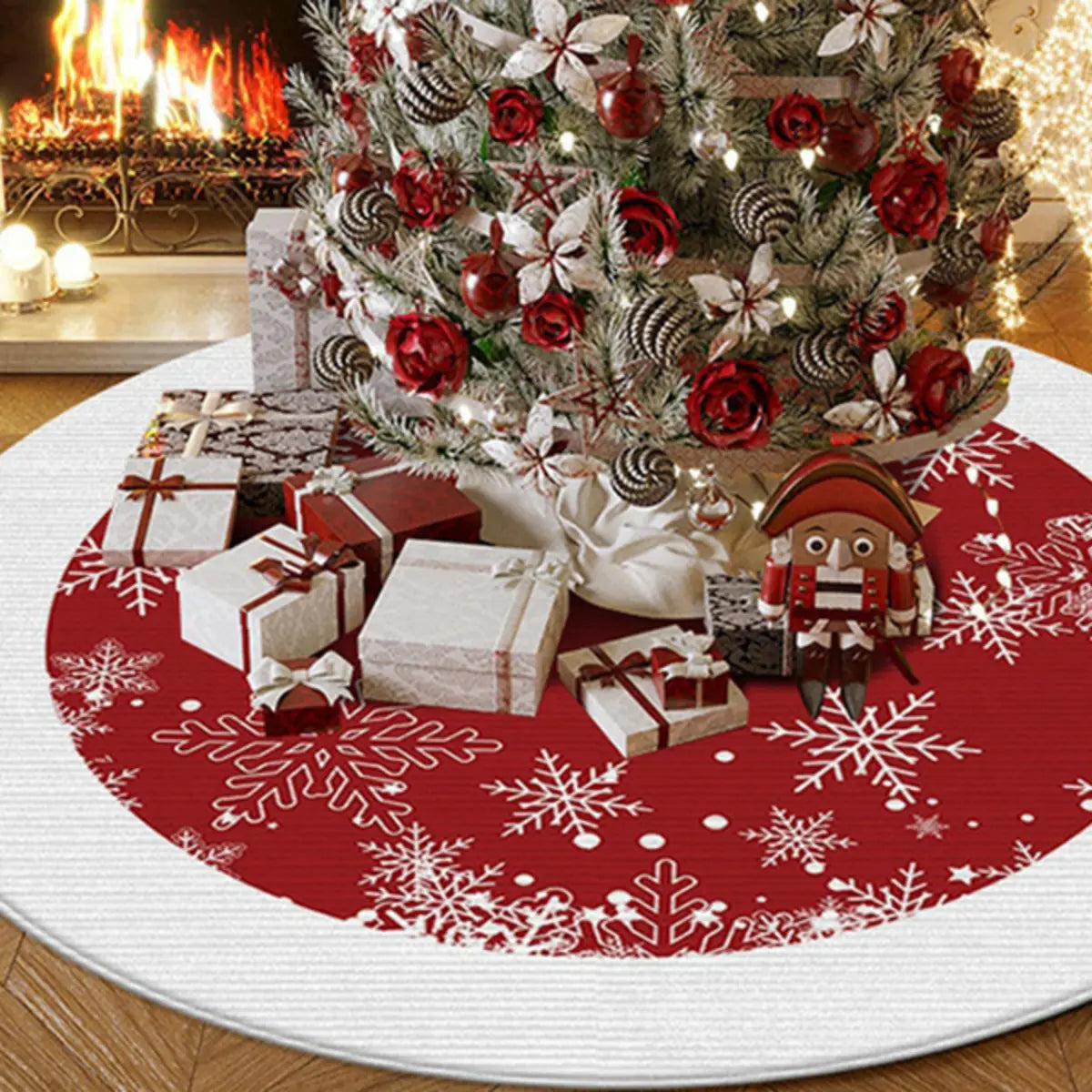 Green Trim Christmas Round Polyester Easy Care Area Rug Image - 8