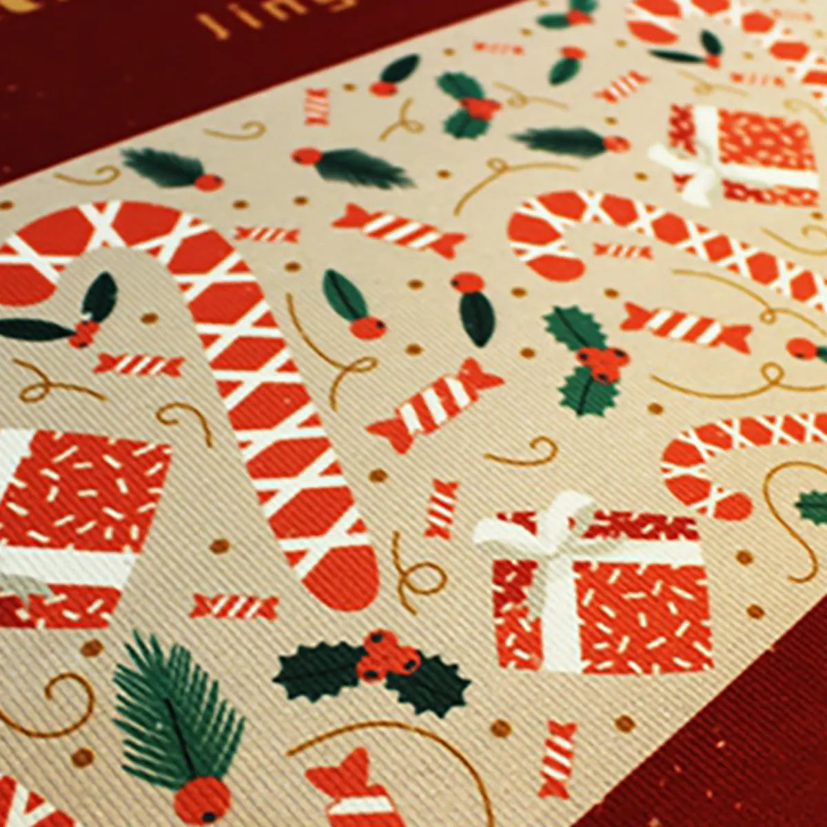 Green Trim Christmas Round Polyester Easy Care Area Rug Image - 9