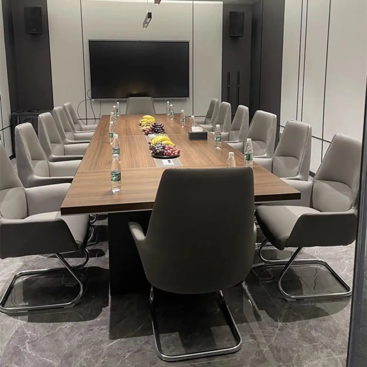 Grey Swivel Faux Leather Office Chair with Armrests Image - 3