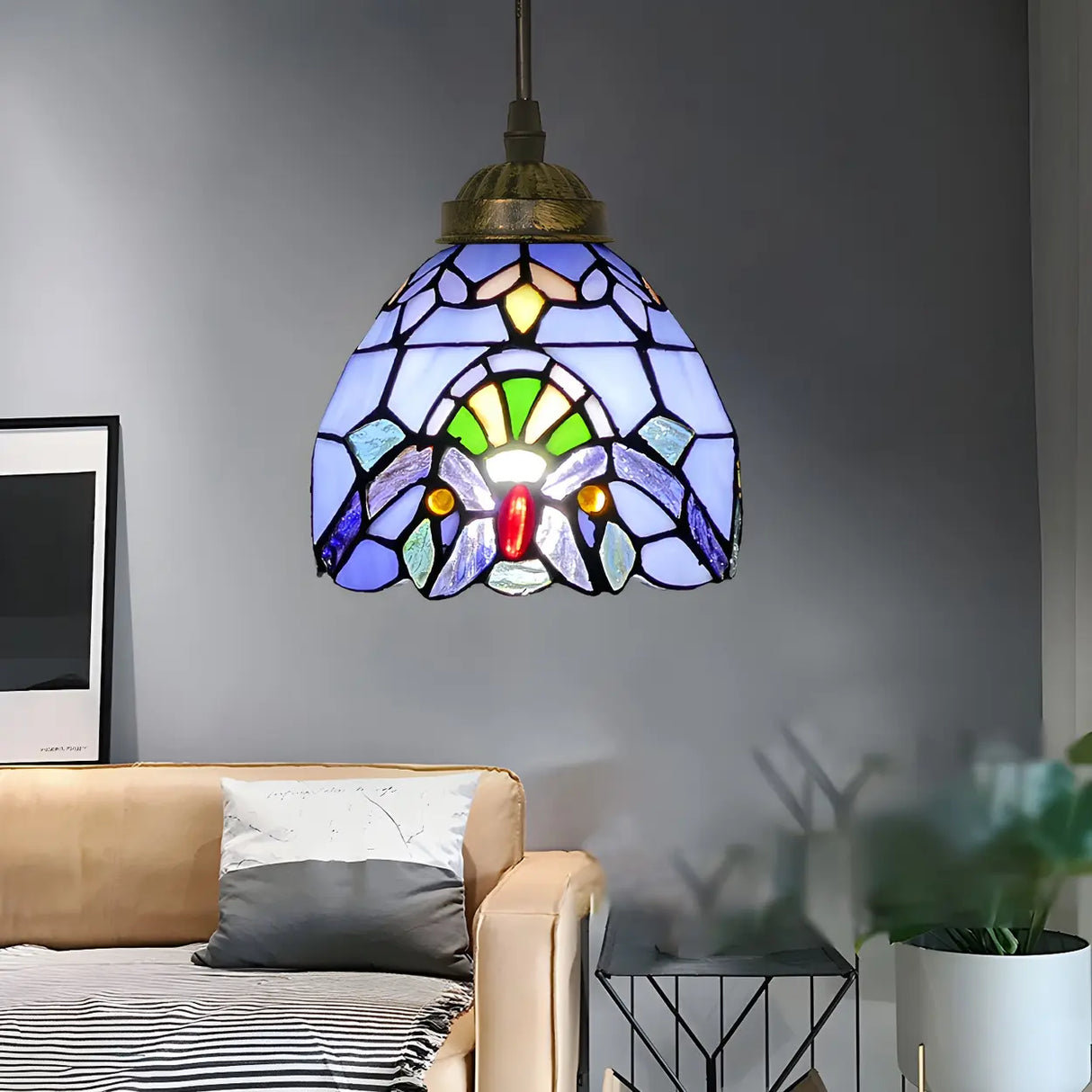 Hallway Tiffany Stained Glass Bowl-Shaped Pendant Light Image - 11