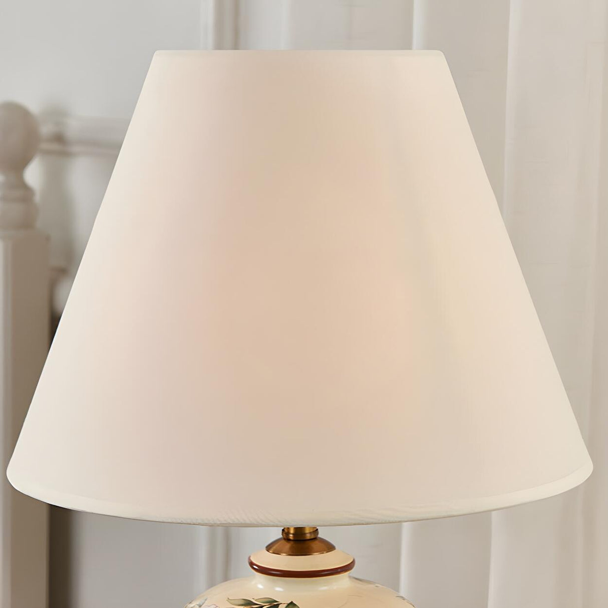 Hand-Painted Ceramic Base White Lampshade Table Lamp Image - 7