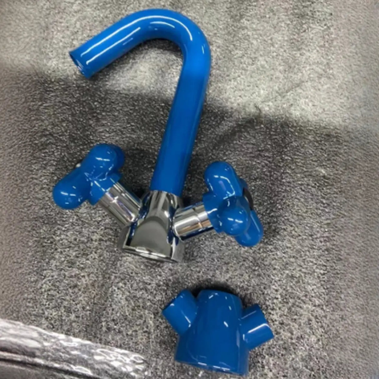 Handle Included L-Shape Copper Red Bathroom Sink Faucet Image - 13