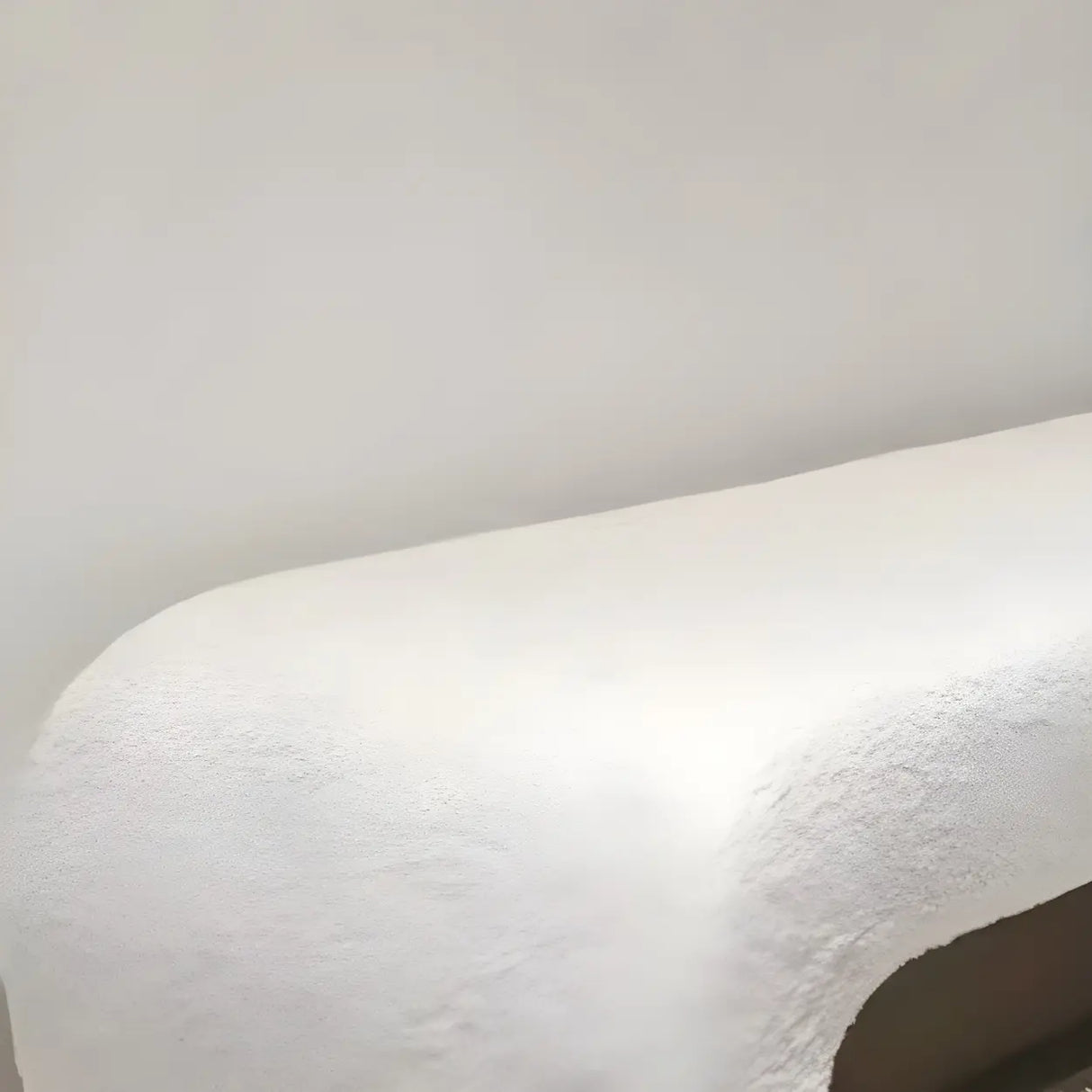 Houndstooth Pattern Upholstered Short Entryway Bench Image - 8