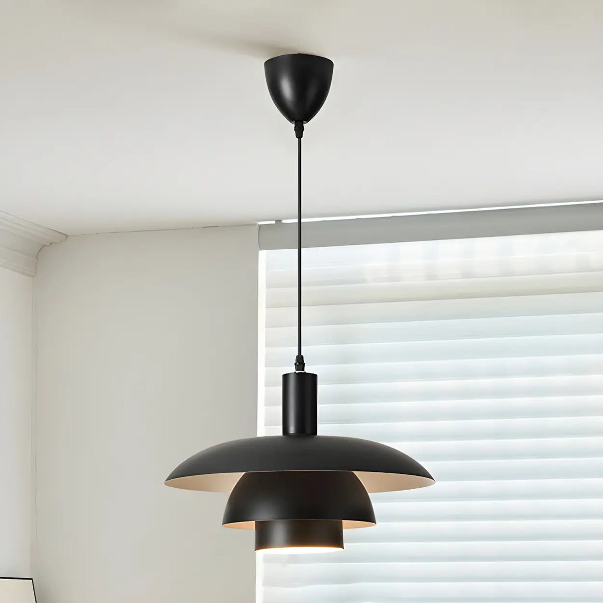 Industrial Dining Room Red Metal Multi-Tier Pendant Light Image - 2