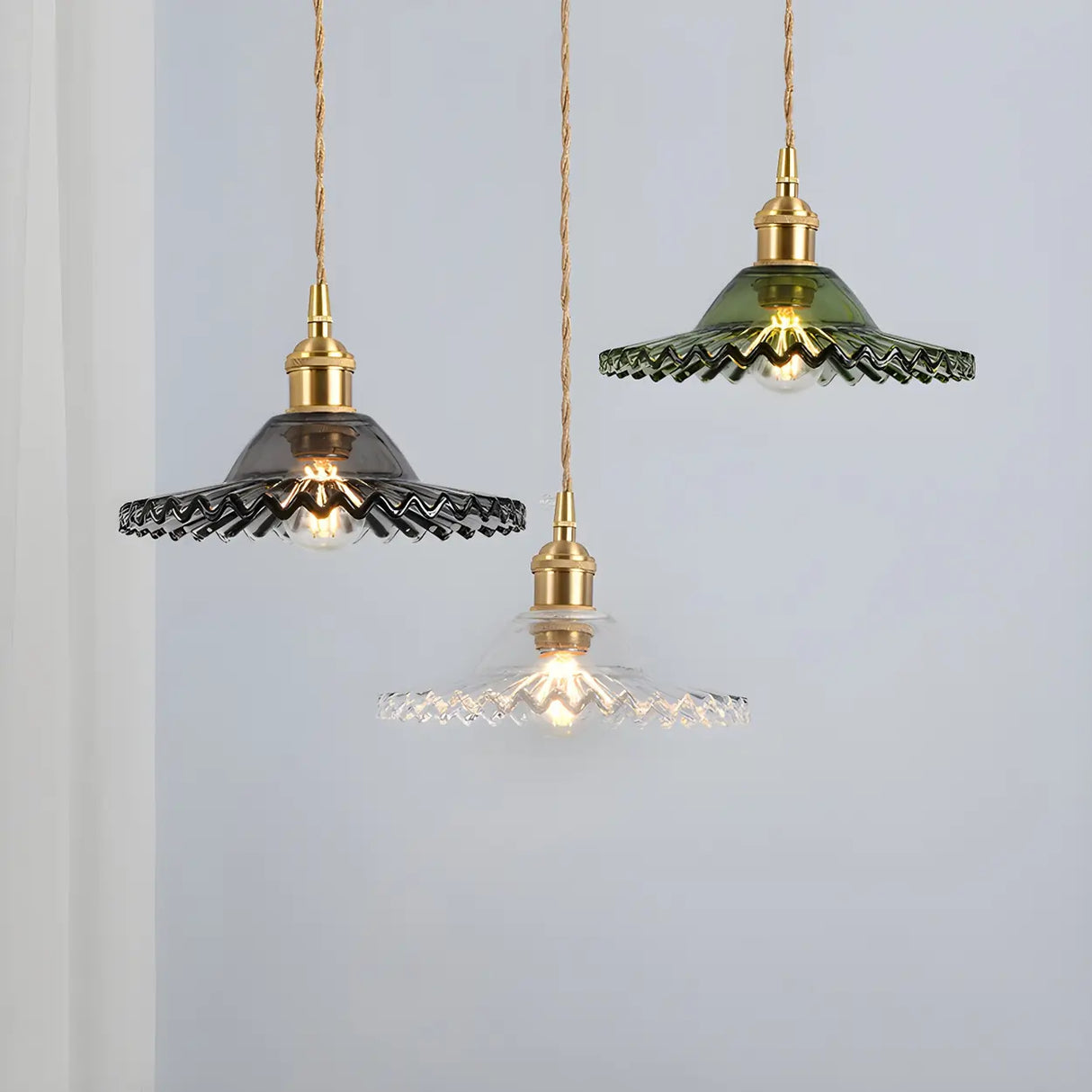 Industrial Glass Wrinkle Saucer-Shaped Pendant Light Image - 1