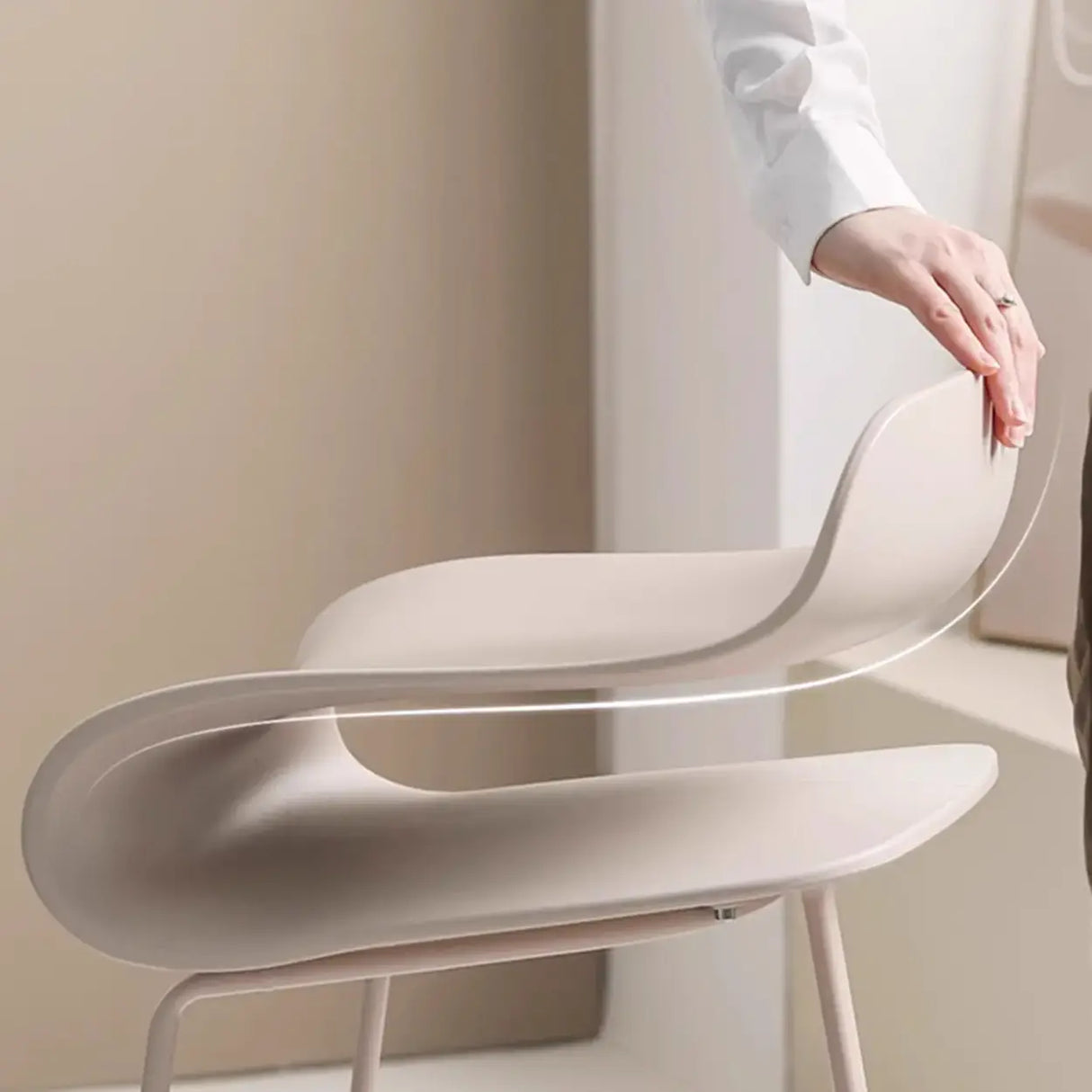 Industrial S-Curve Steel Frame Low Back Armless Bar Stool Image - 7