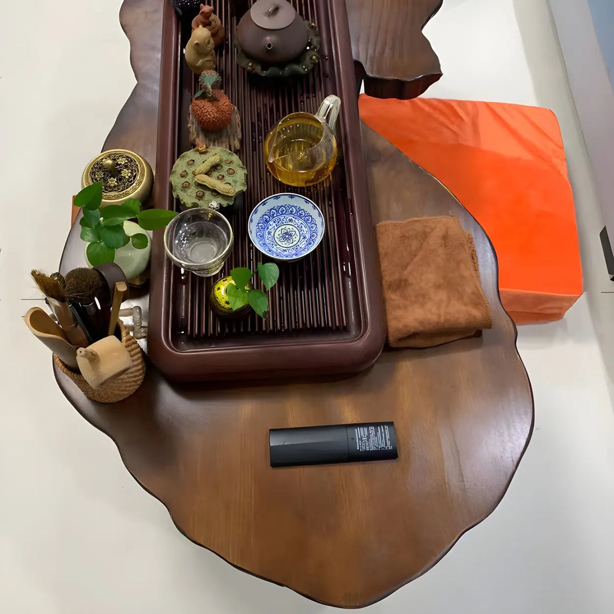 Irregular Red Wood Top Sled Steel Base Coffee Table Image - 3