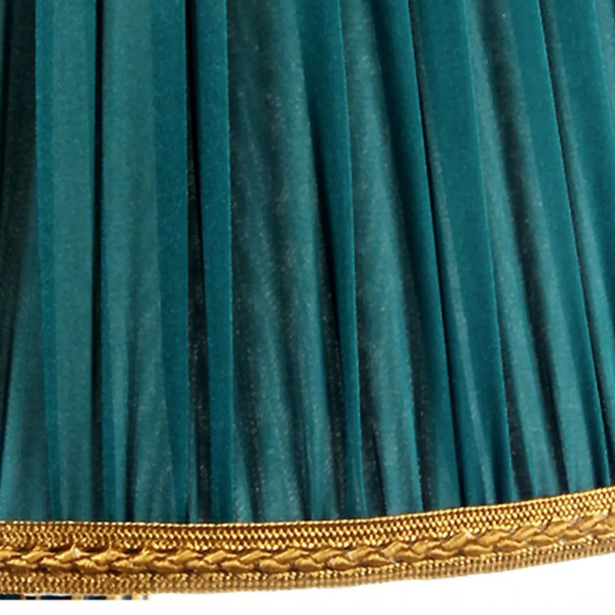 Luxe Green Vase Table Lamp with Push Button Switch Image - 7