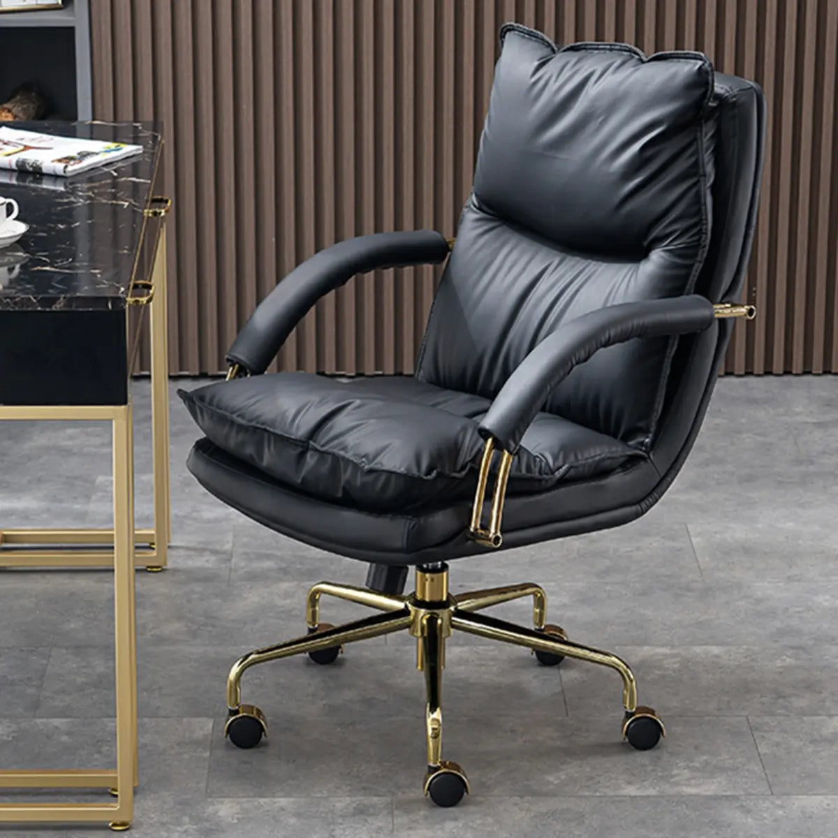 Luxury Leather Ergonomic Swivel Office Chair with Wheels Image - 5