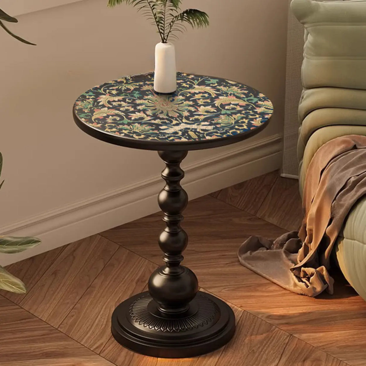 Mid-Century Modern Black Wood Round Pedestal Side Table Image - 10