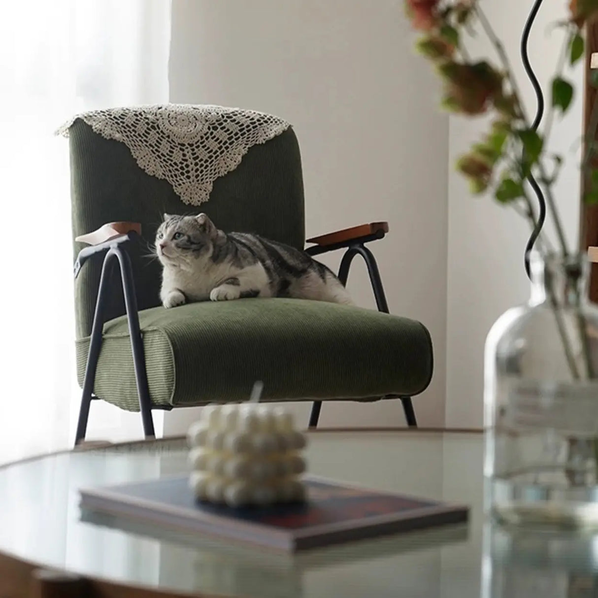 Mid-Century Modern Green Corduroy Accent Chair with Armrest Image - 4
