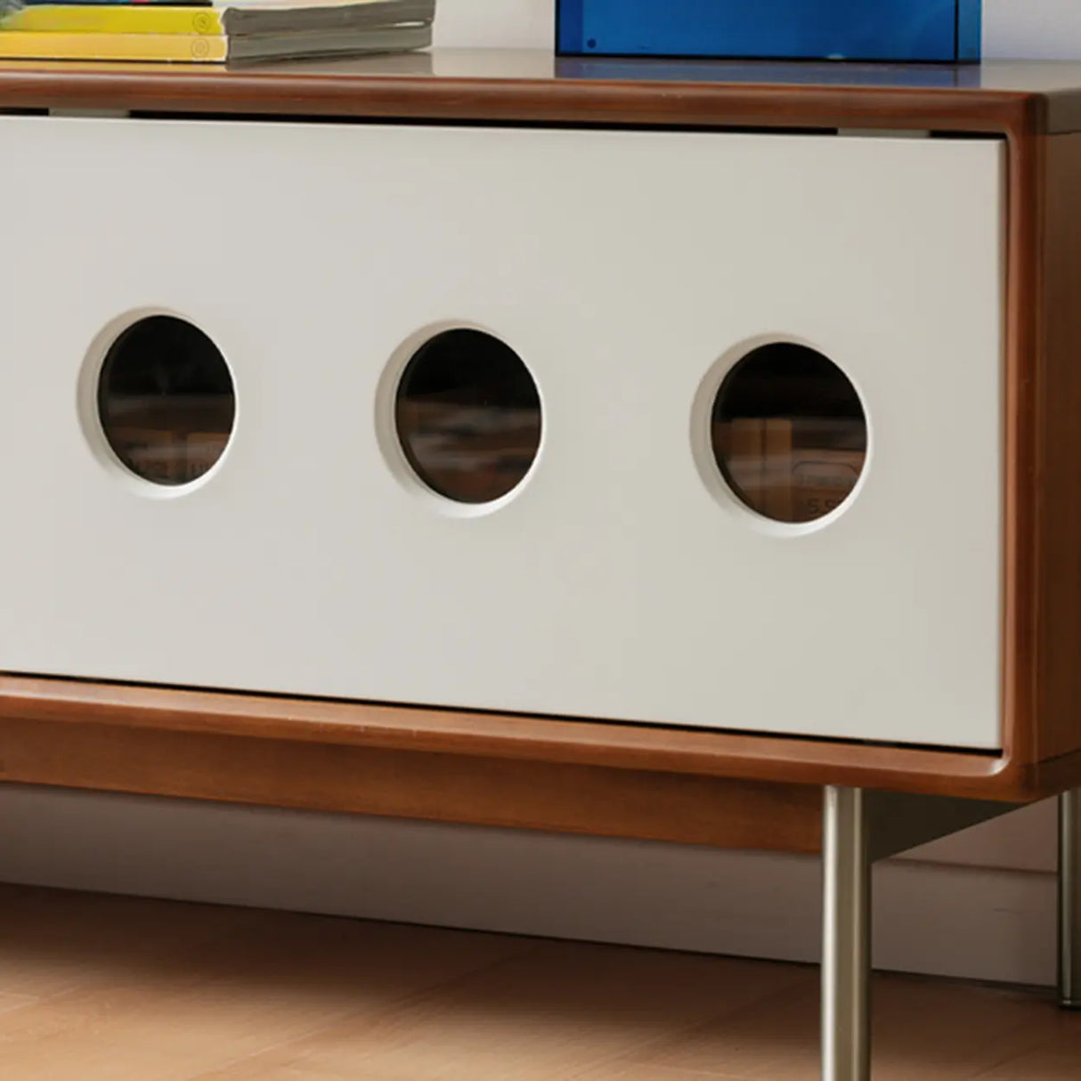 Mid-Century Modern Wood TV Stand with Drawers Storage Image - 4