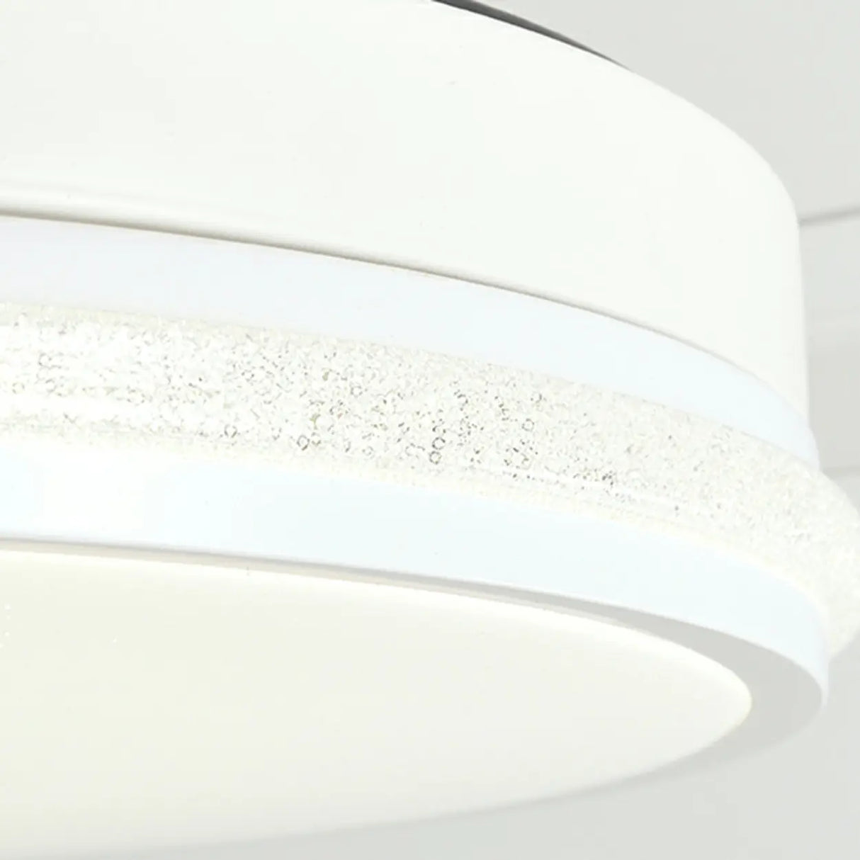 Minimalist 3 Blade Round Flush Mount Ceiling Fan Light Image - 12