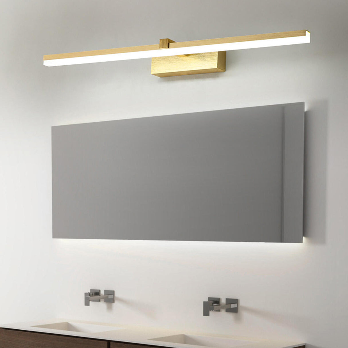 Minimalist Gold Aluminum Linear LED Vanity Light Image - 4