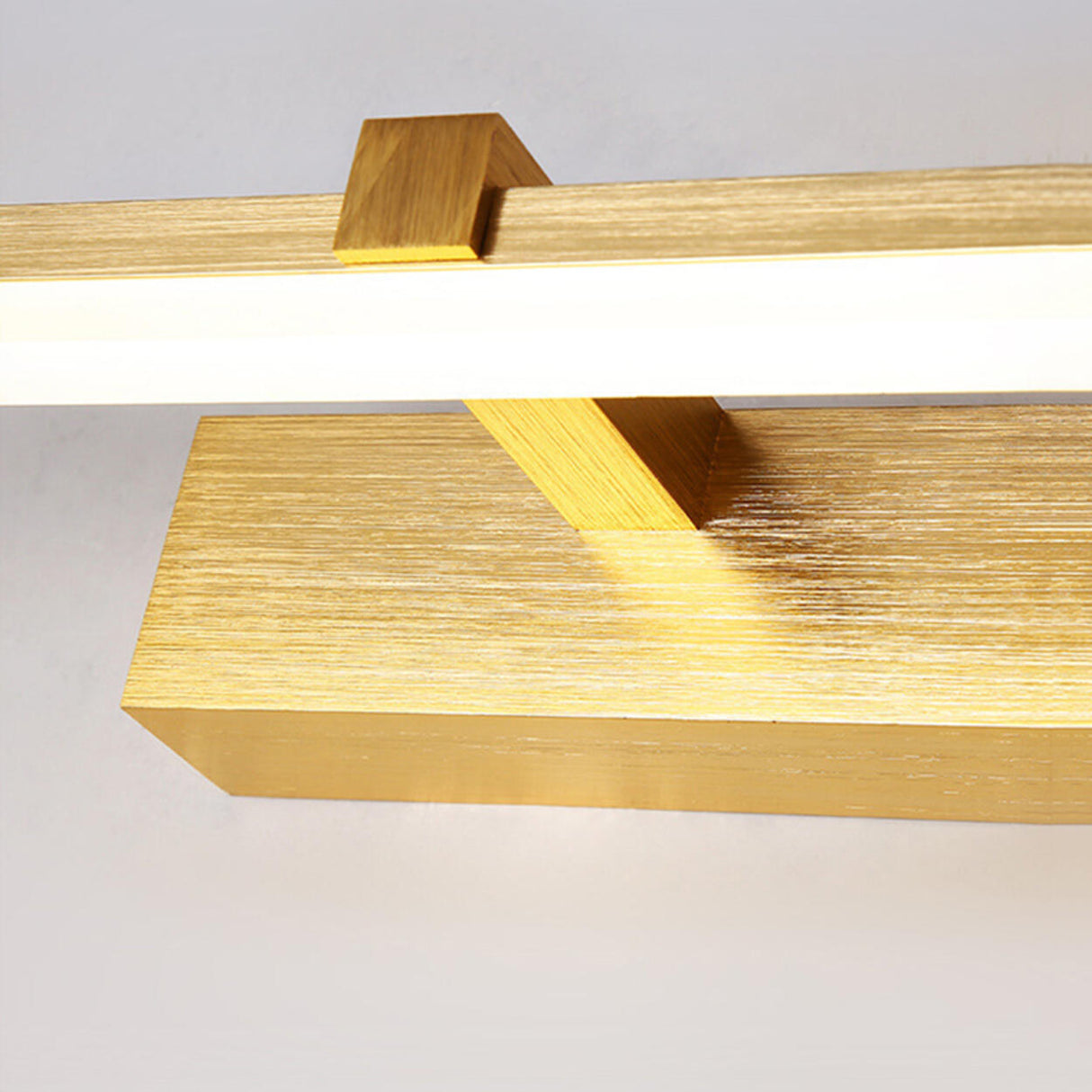 Minimalist Gold Aluminum Linear LED Vanity Light Image - 8