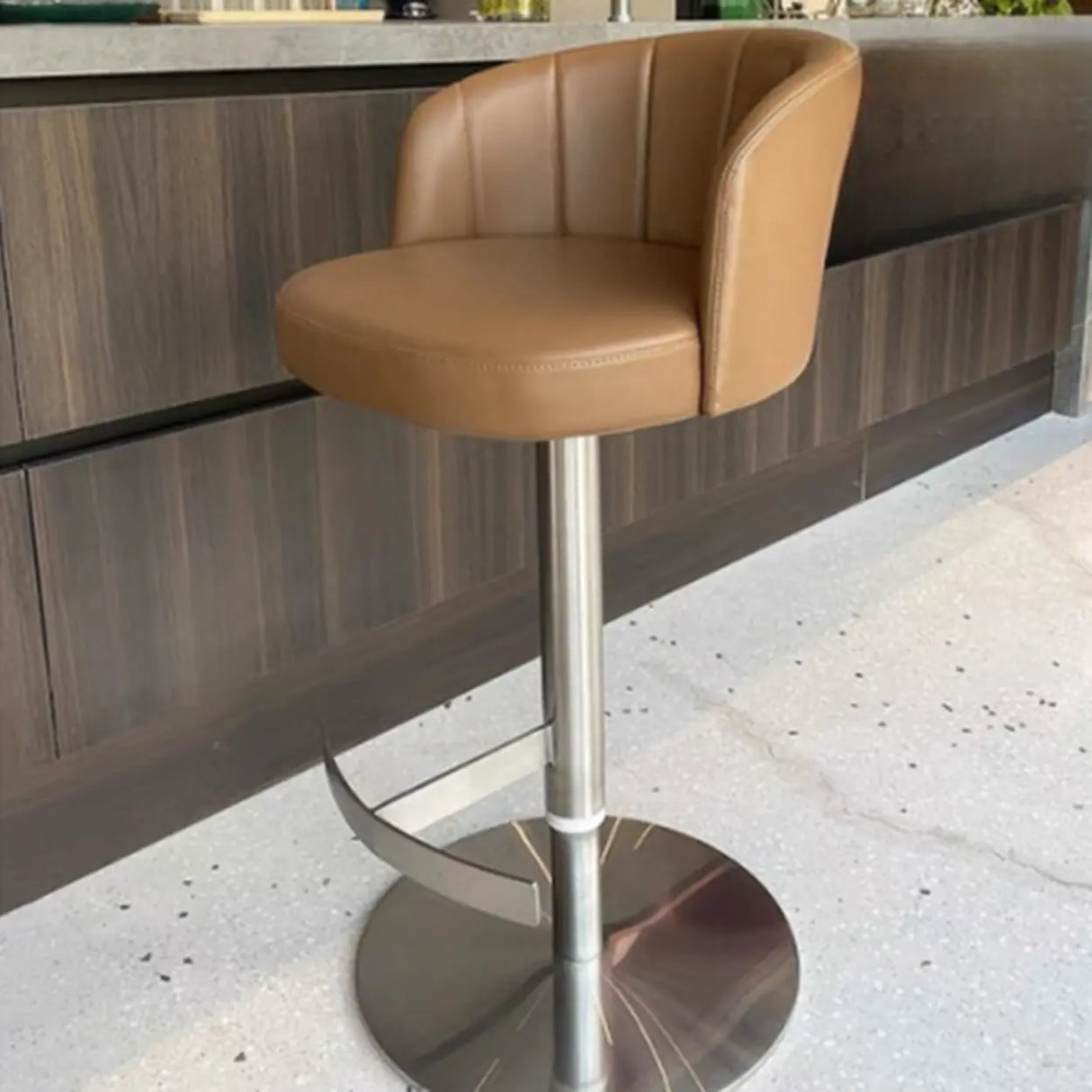 Minimalist Gray Rotatable Backrest Barrel Seat Bar Stool Image - 14