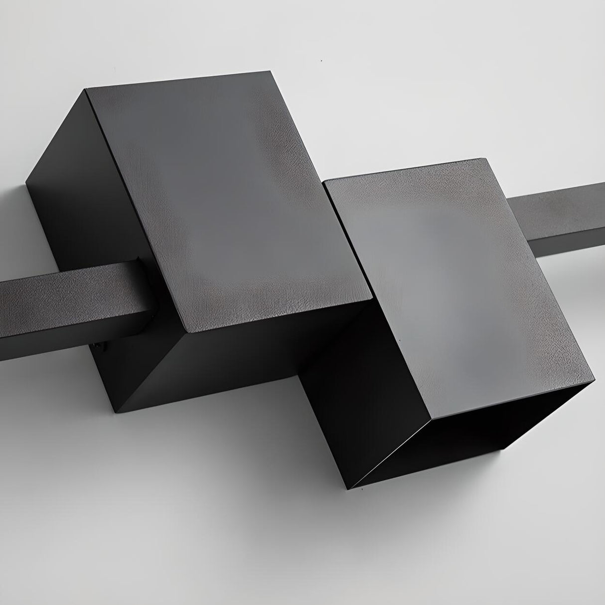Minimalist Linear Design Vertical Black Wall Sconce Image - 8