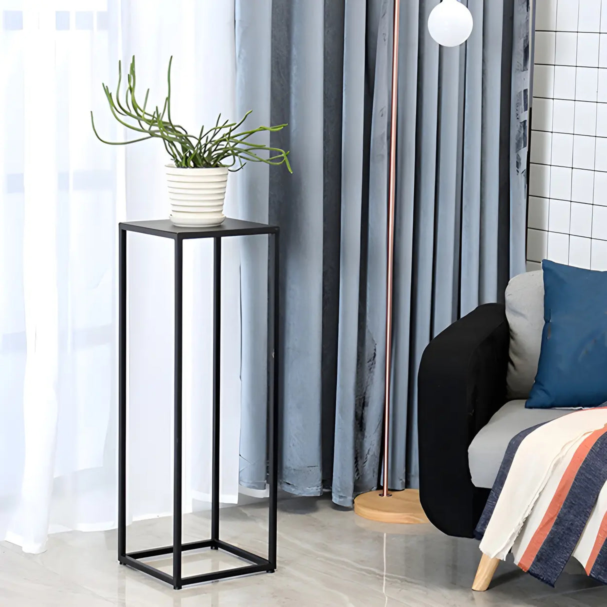Minimalist Square 1 Tier Metal Frame Black Plant Stand Image - 20