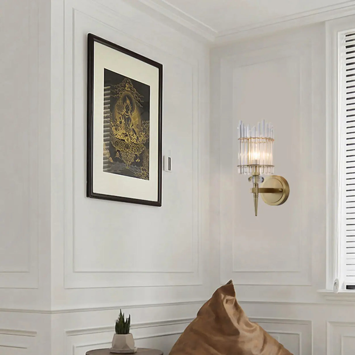 Minimalist Transparent Glass Gold Metal Wall Sconce Image - 3