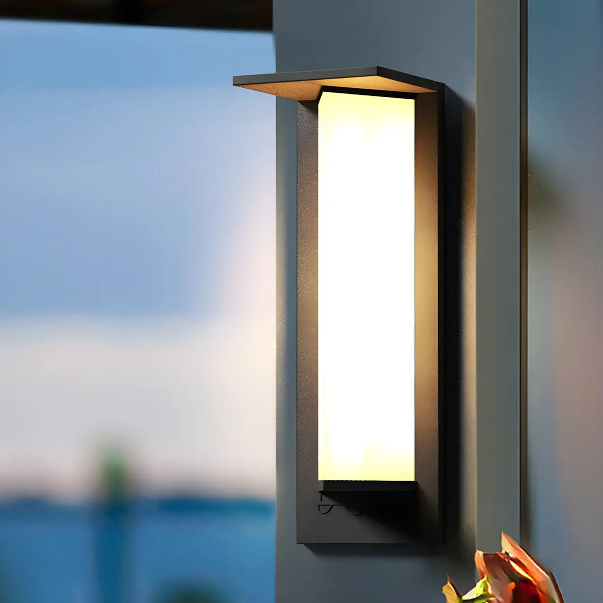 Modern Black Metal Geometric Outdoor LED Wall Light Image - 20