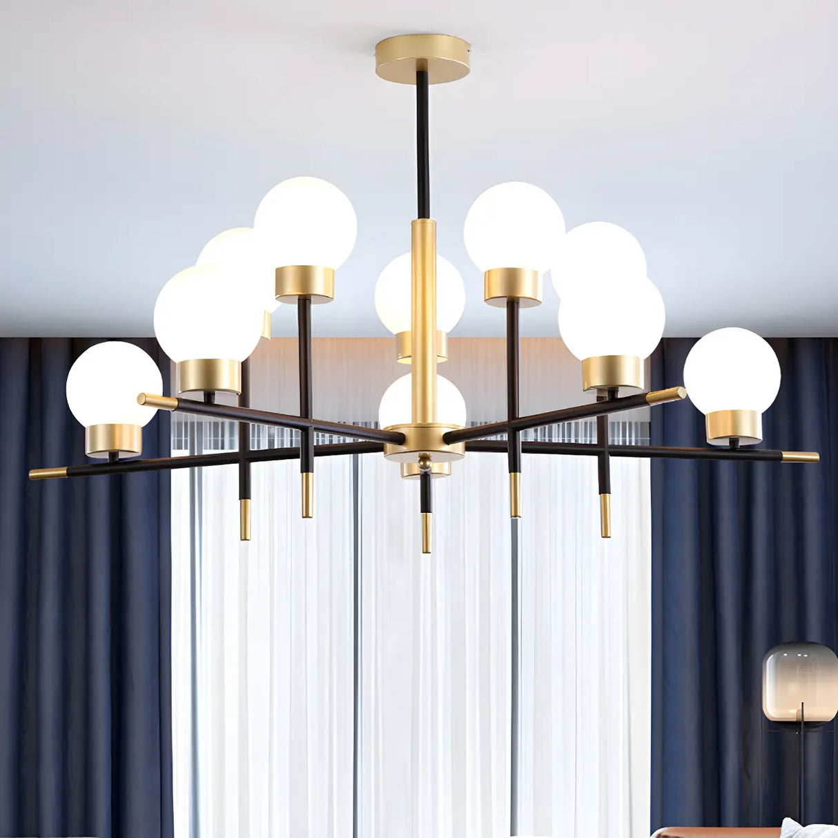 Modern Clear Globe Metal Living Room Chandelier Image - 2