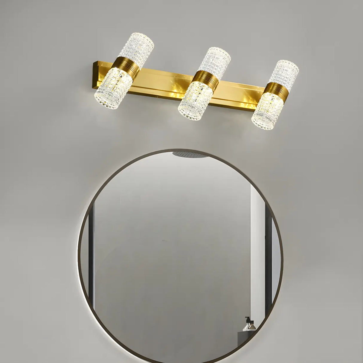 Modern Crystal Brass Wall Light, 4-Light Vanity Fixture Image - 4