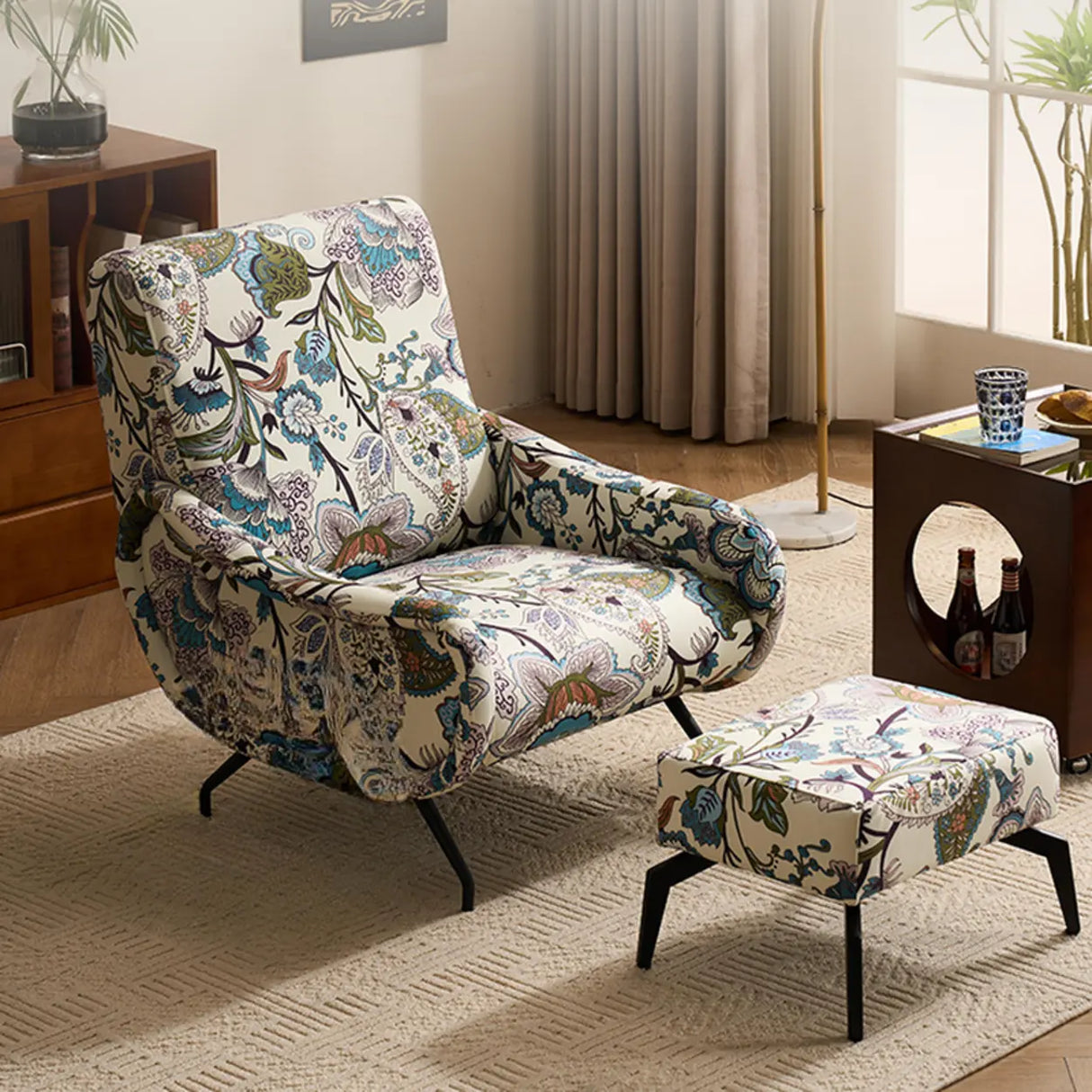 Modern Curved Back Fabric Living Room Accent Chair With Arms Image - 4