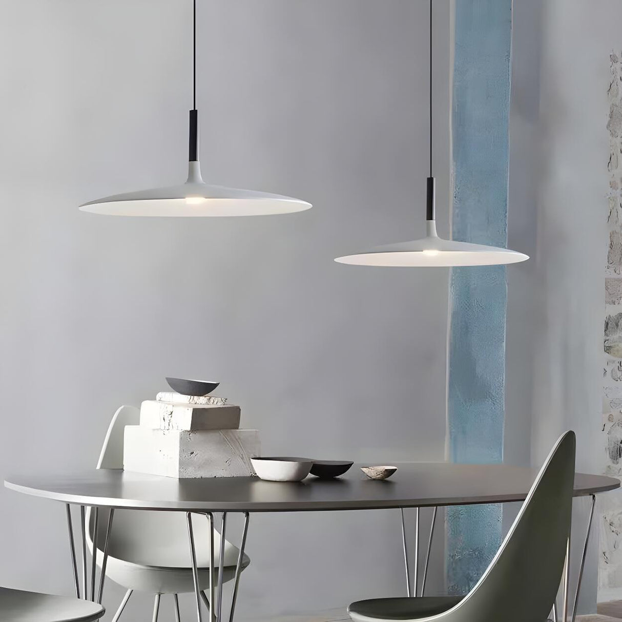 Modern Dimmable Aluminium Sleek Disc Pendant Light Image - 3