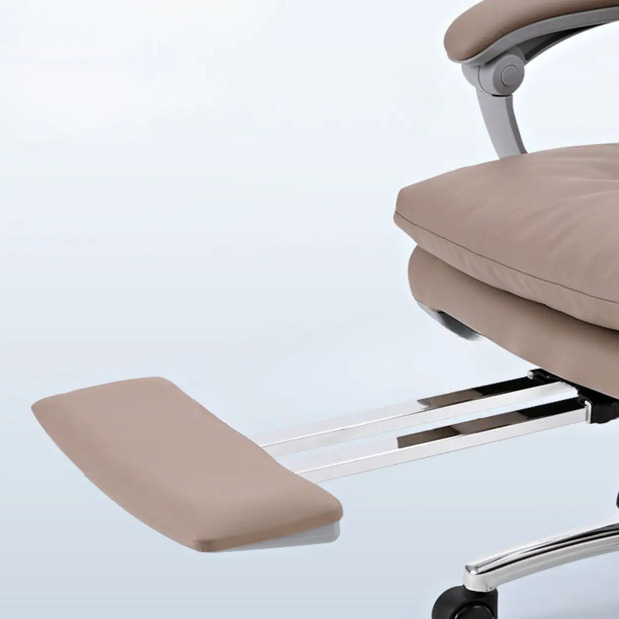 Modern Executive Leather Adjustable Boss Office Chair Image - 8