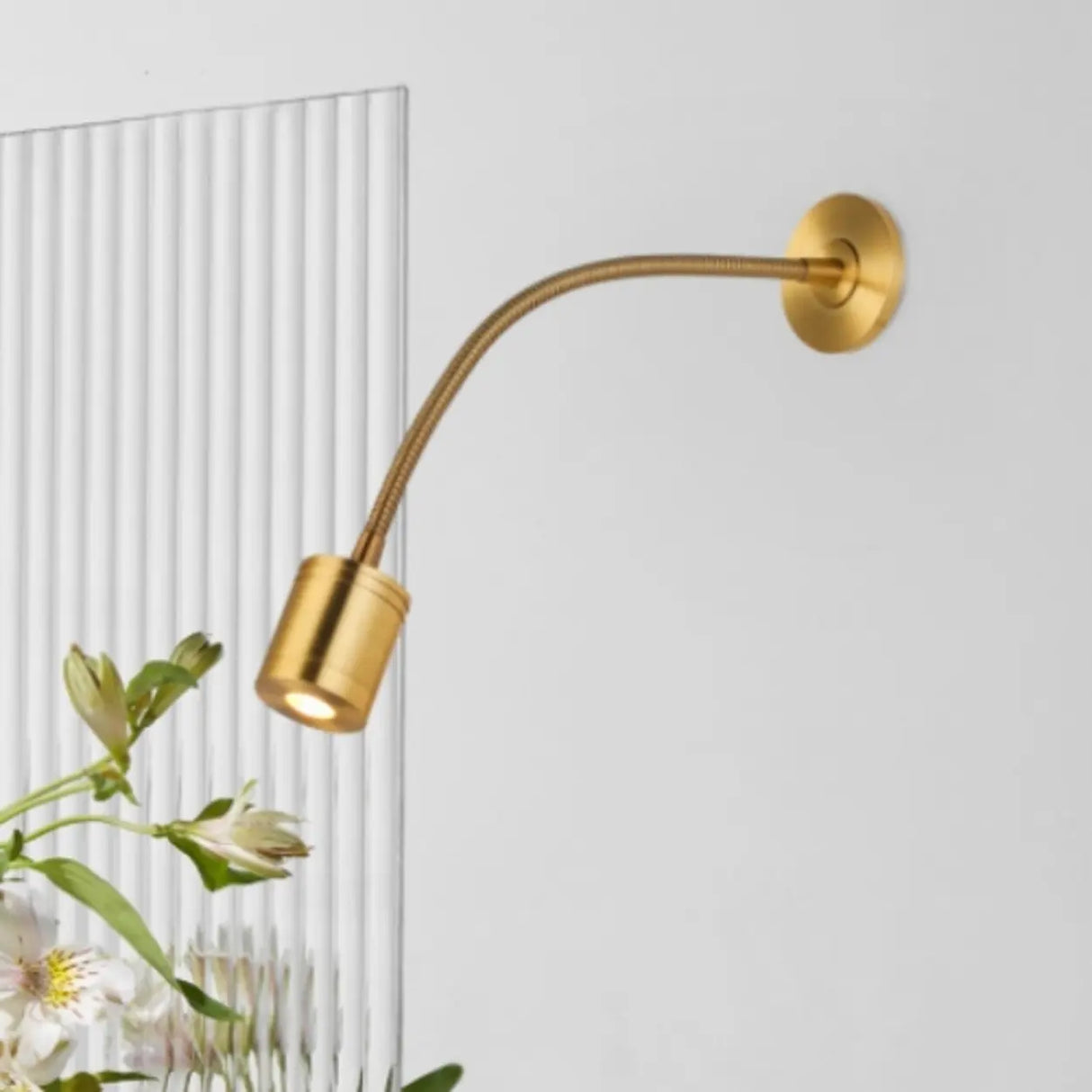 Modern Flexible Gooseneck Gold LED Metal Wall Sconce Image - 9