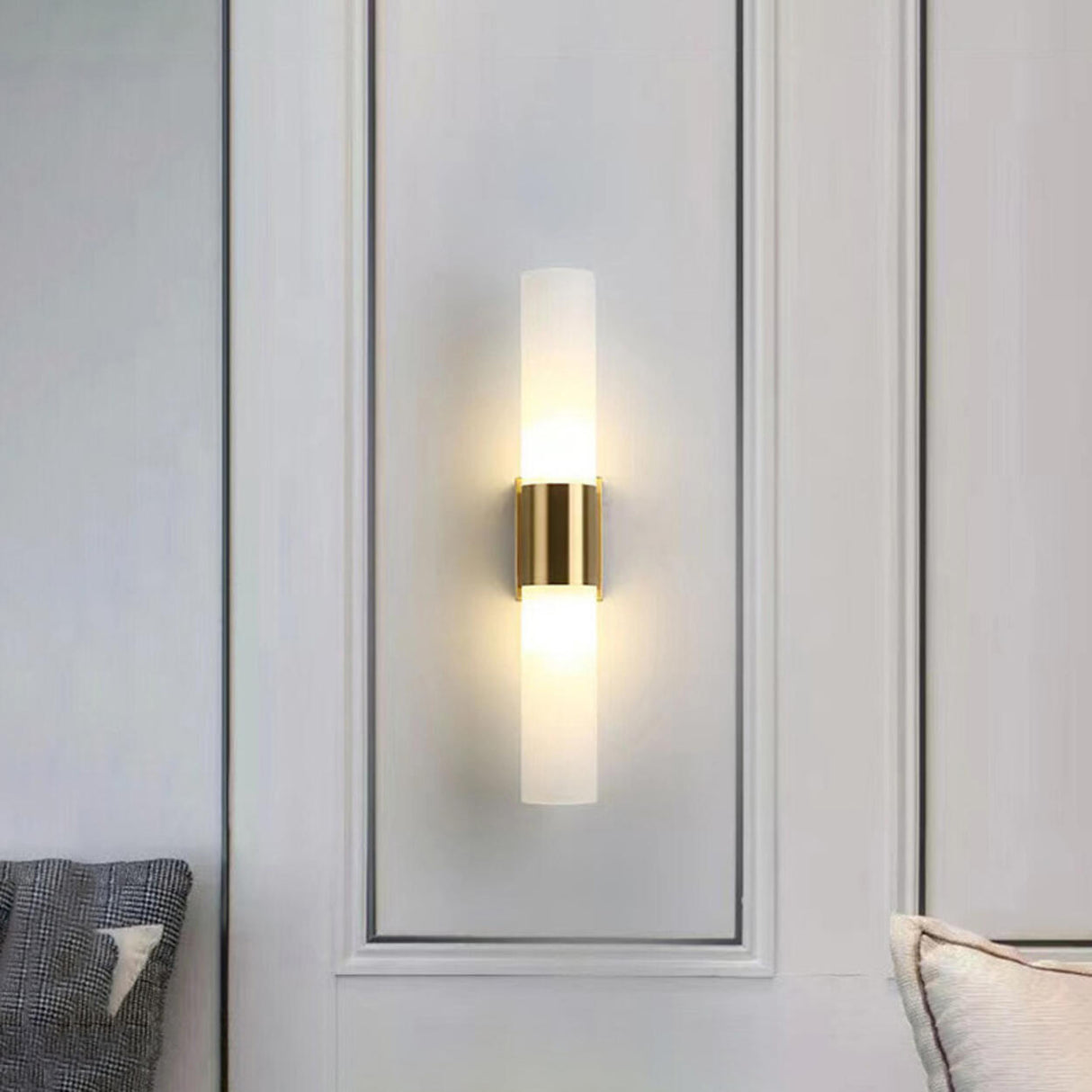 Modern Frosted Glass Gold Vertical Vanity Light Image - 11