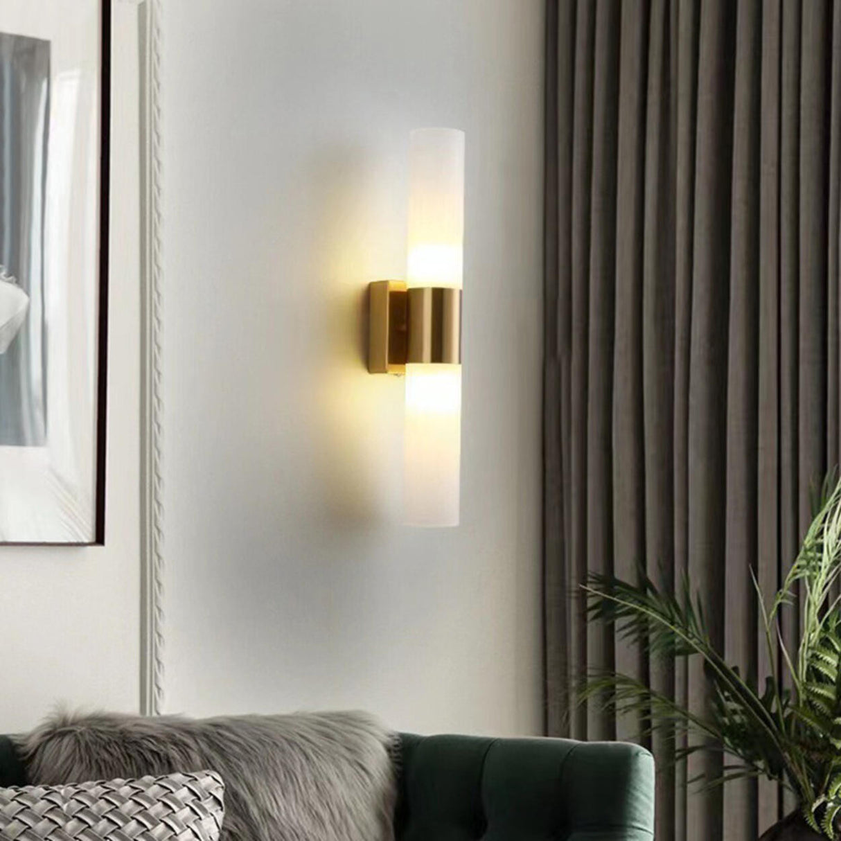 Modern Frosted Glass Gold Vertical Vanity Light Image - 3