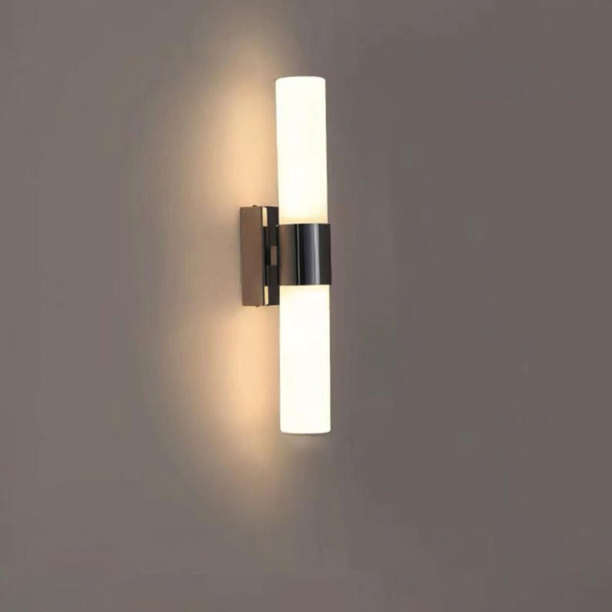 Modern Frosted Glass Gold Vertical Vanity Light Image - 7