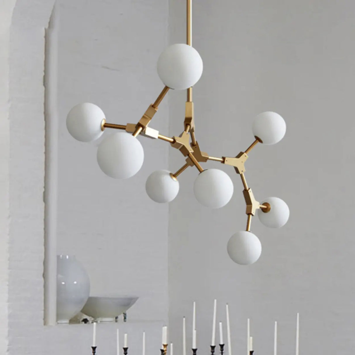 Modern Molecular 8-Light Globe Island Pendant Light Image - 4