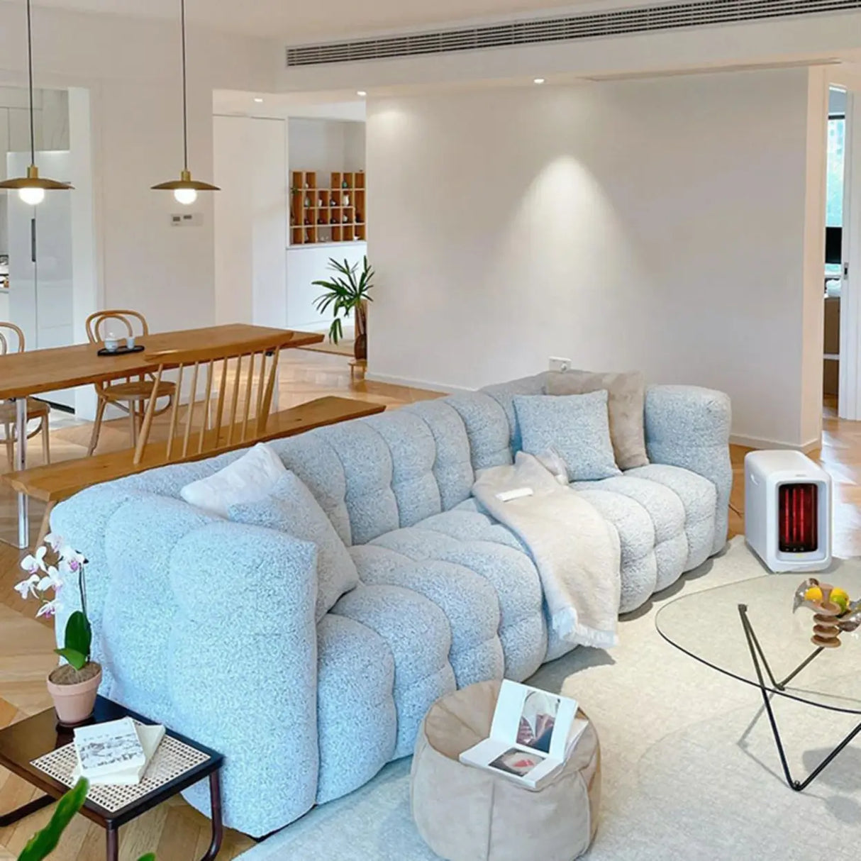 Modern Off-White Sherpa Tuxedo Arm Biscuit Back Sofa Image - 7