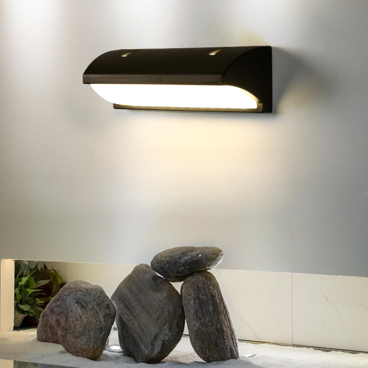 Modern Rectangular LED Outdoor Wall Light Image - 6