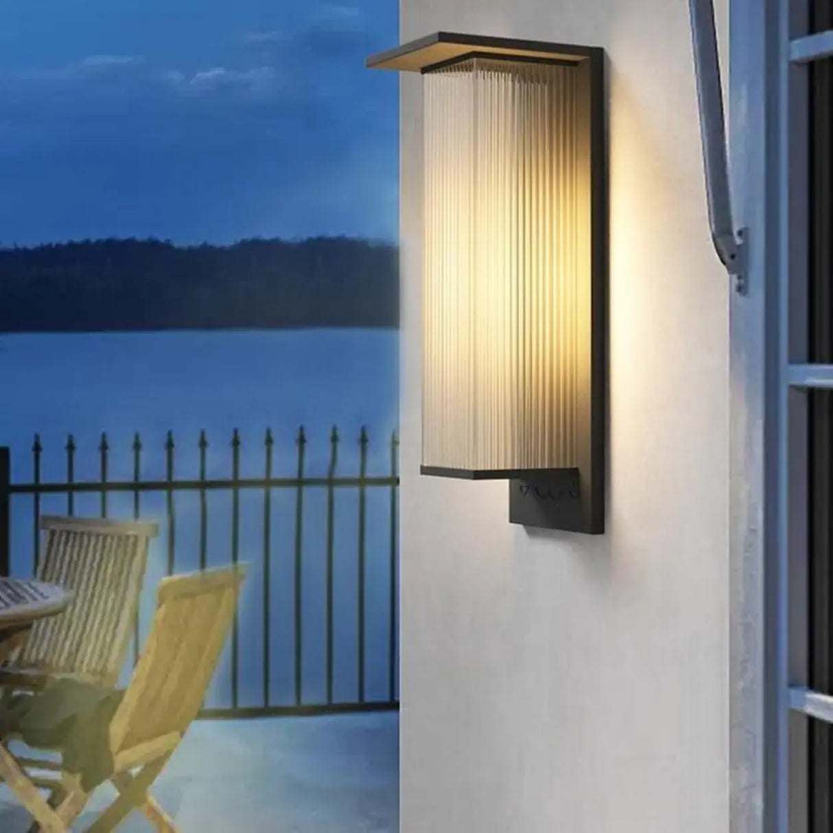 Modern Rectangular Metal LED Outdoor Wall Sconces Image - 8