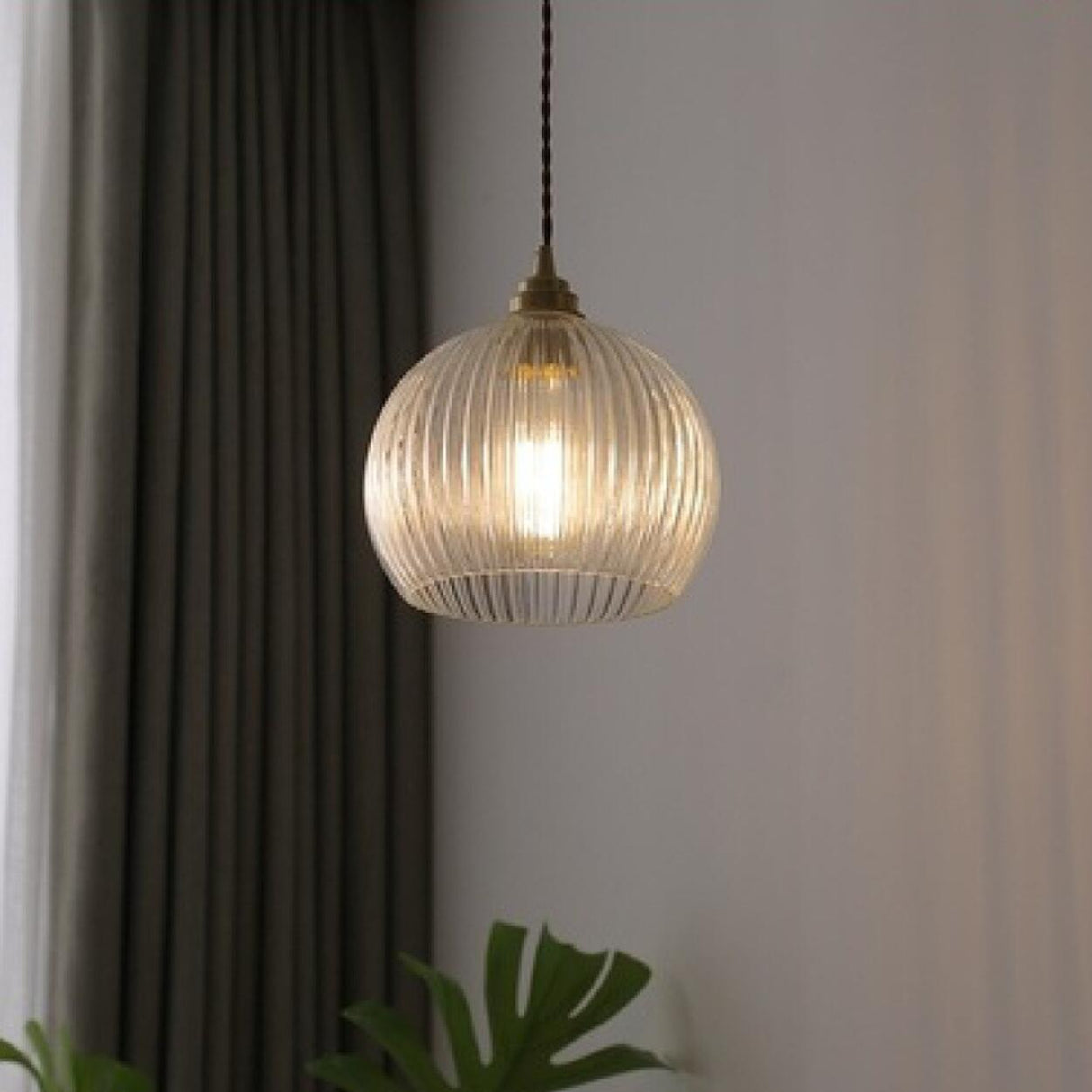 Modern Ribbed Globe Glass Pendant Light Flexible Length Image - 2