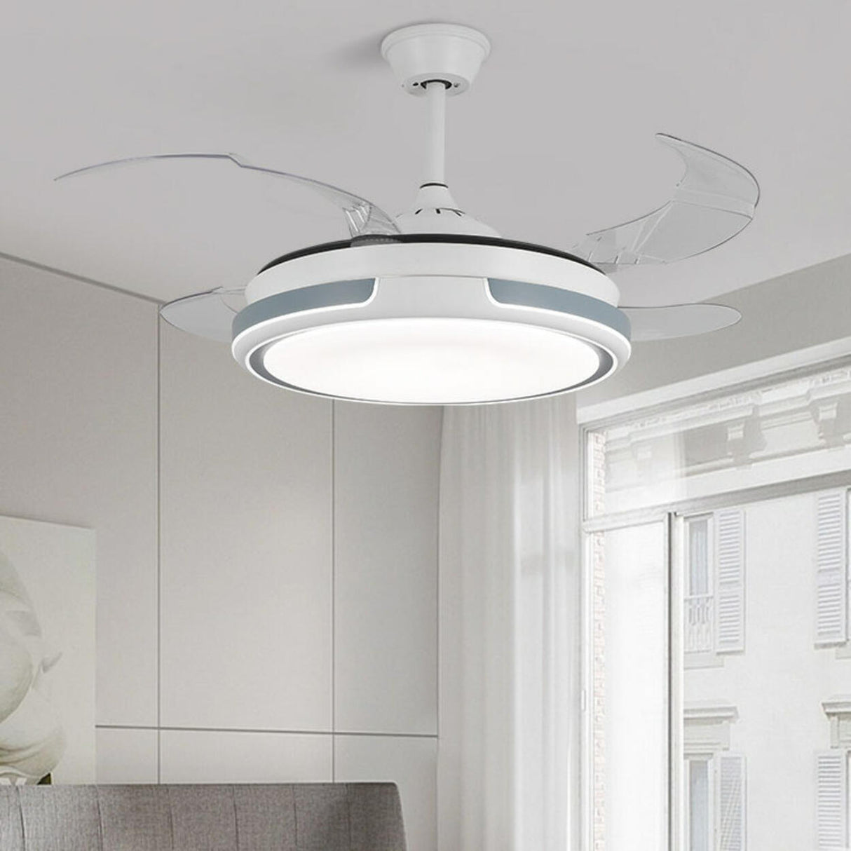 Modern Round Clear Blade Dimming Ceiling Fan with Light Image - 3