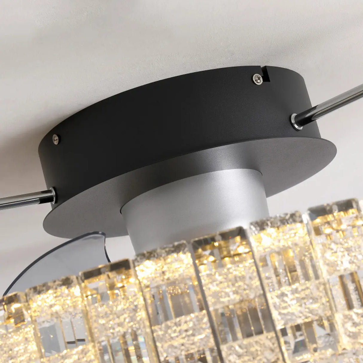 Luxury Round Crystal 5 Blade Ceiling Fan with Light Image - 8
