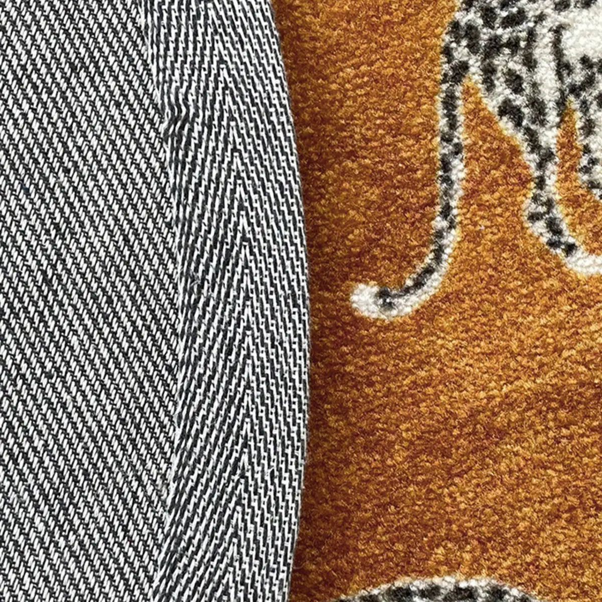 Modern Round Polyester Wildlife Orange Area Rug Image - 7