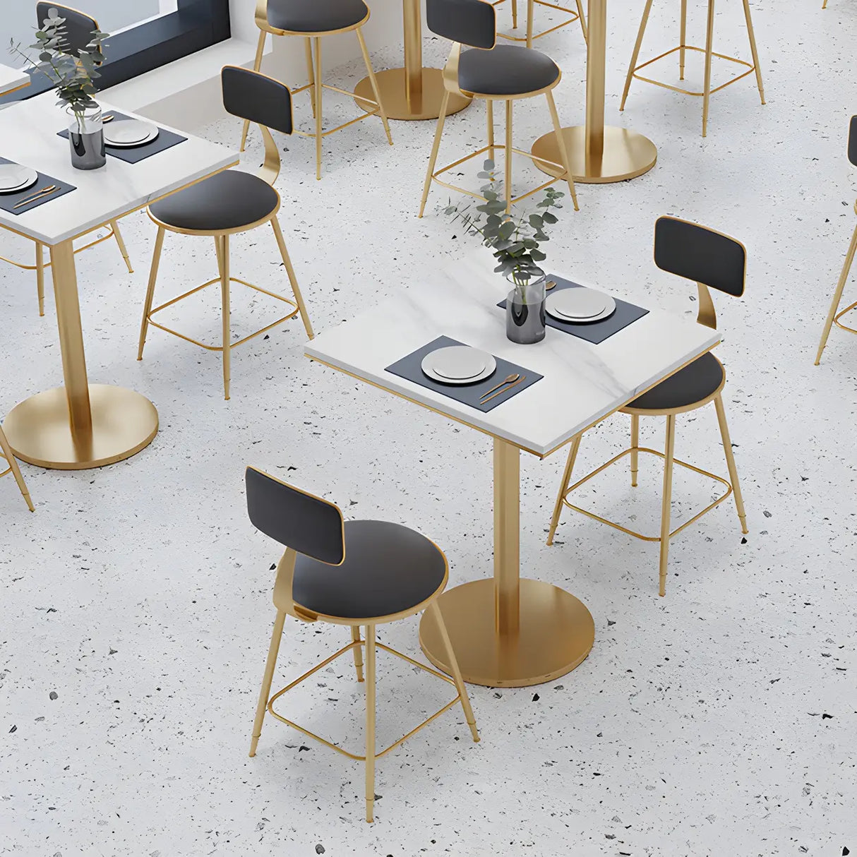 Modern Round White Marble Scratch Resistant Dining Table Image - 10