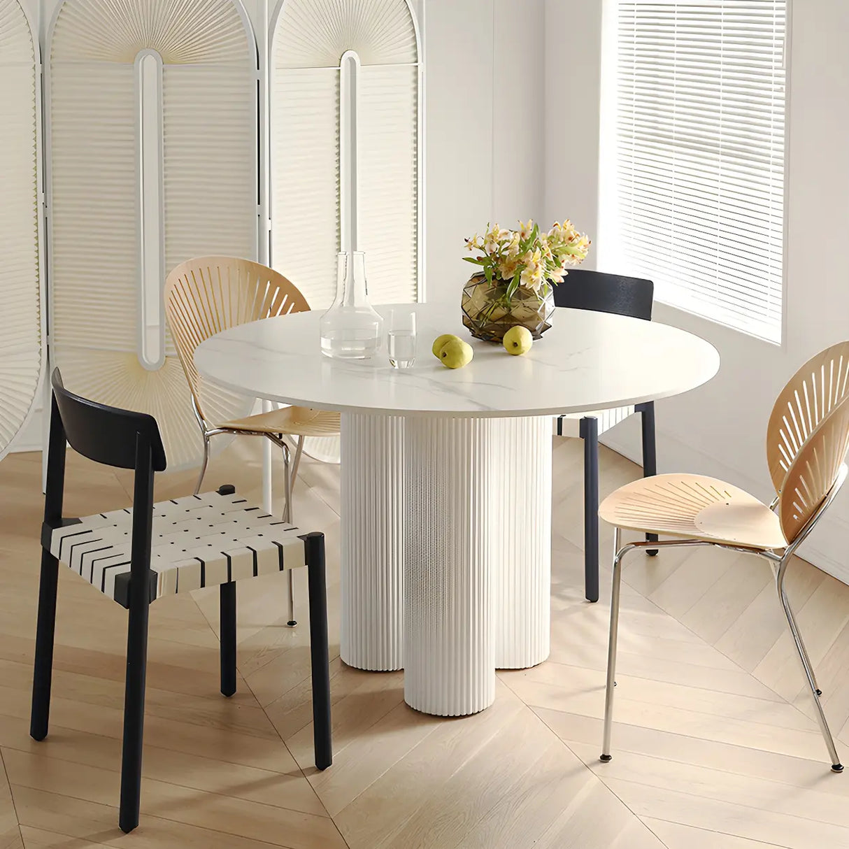 Modern Round White Oak Wood Dining Table Image - 3